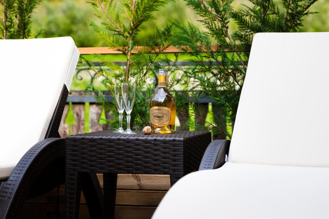 Alma Living Hotel- Al Girarrosto Venzone Bagian luar foto